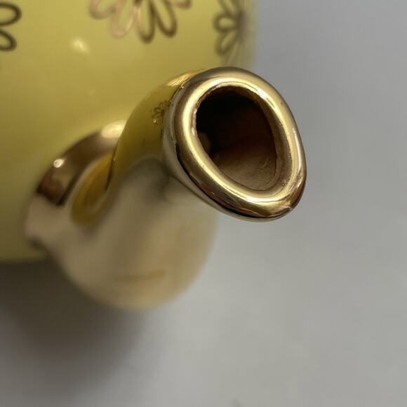 Hall China Yellow and Gold Teapot with Floral‎ Design 4 Cup Made in USA - Picture 2 of 12